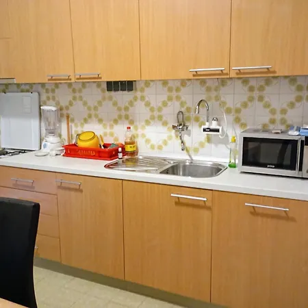 Cozy With 3 Bedrooms