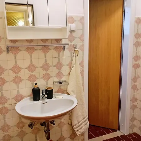 Apartment Cozy With 3 Bedrooms