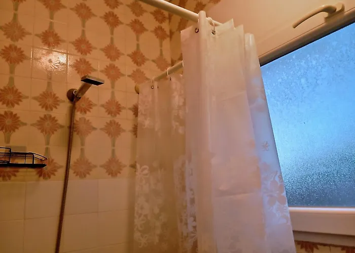 Apartment Cozy With 3 Bedrooms *