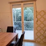 Cozy With 3 Bedrooms * Traù