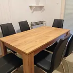 Cozy With 3 Bedrooms Traù